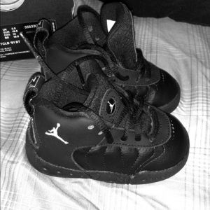 Baby Jordan’s size 4c